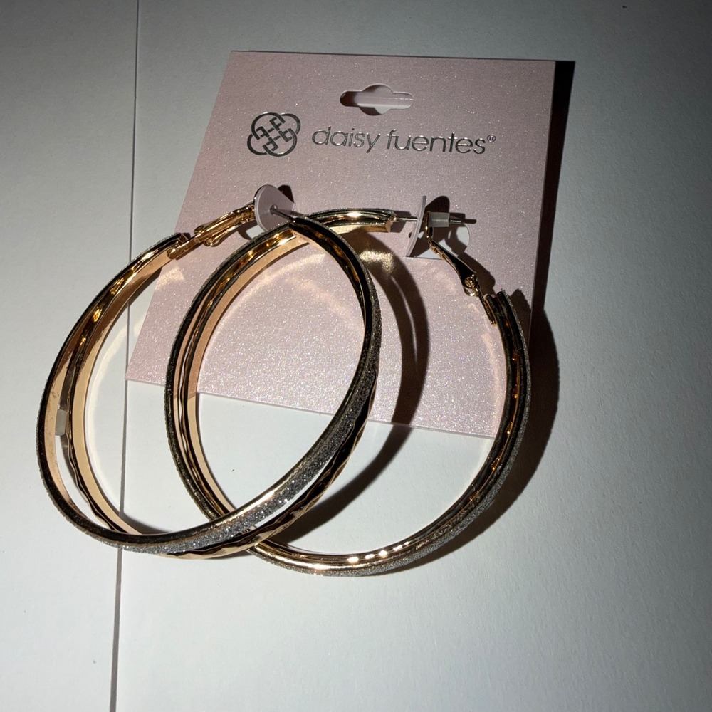 Daisy Fuentes Gold Tone Hoop Earrings Glitter Sparkle Large Statement